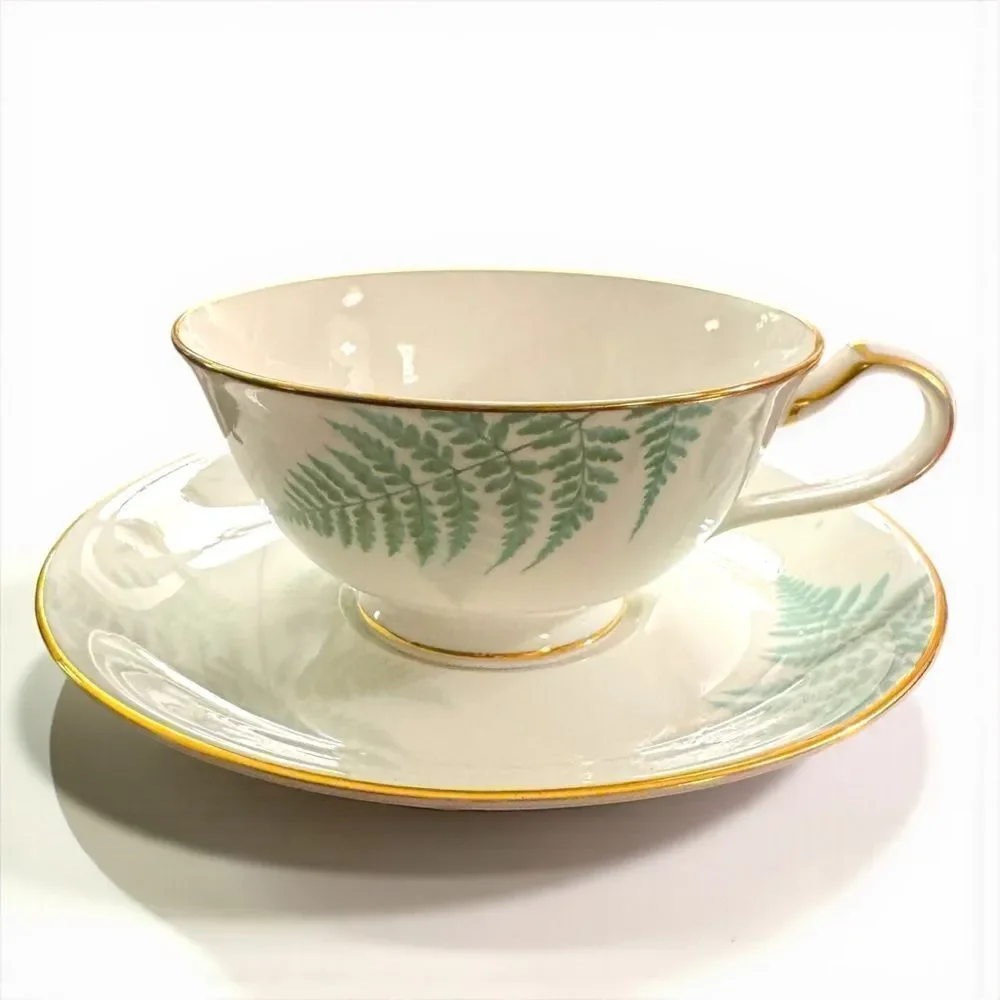 Pair of Vintage Noritake Grand Vert Green Floral Fern Tea Cups and Saucers 4622